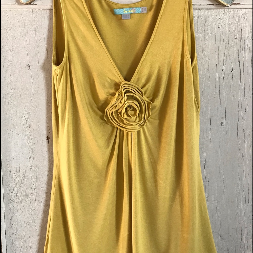 Boden mustard tank style top with rosette